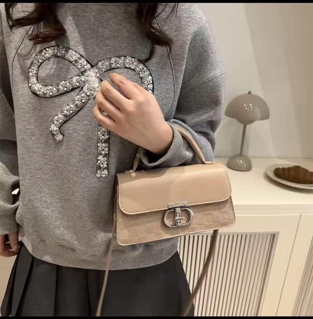 1753106556 l 4.jpg