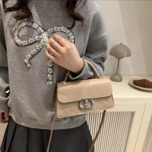 1753106556 l 4.jpg