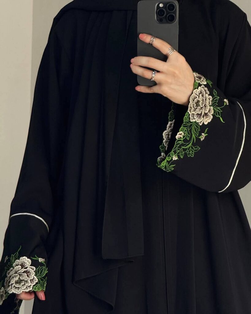 1756410983 l 1 1.jpg