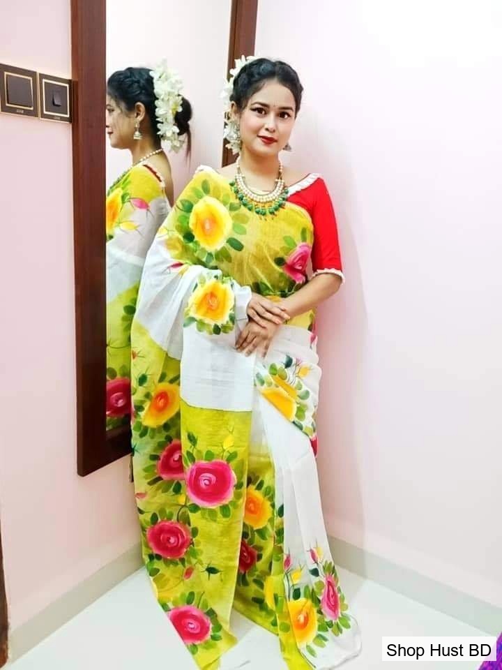 হাফসিল্ক শাড়ীতে  হ্যান্ডপ্রিন্ট তুলির কাজ করা