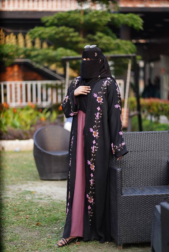 1753114409 l 3.jpg
