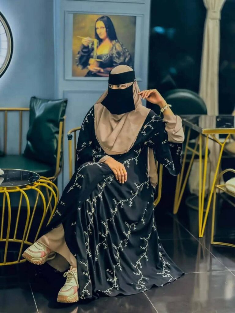 1764532753 l 1.jpg